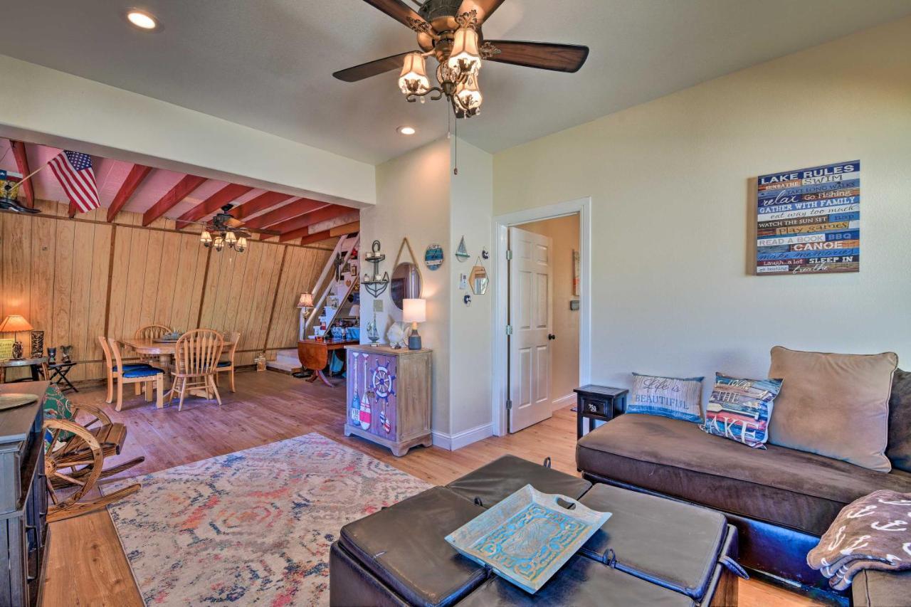 Charming Lake Creek Cabin With Pool Access And Decks Granbury Eksteriør bilde