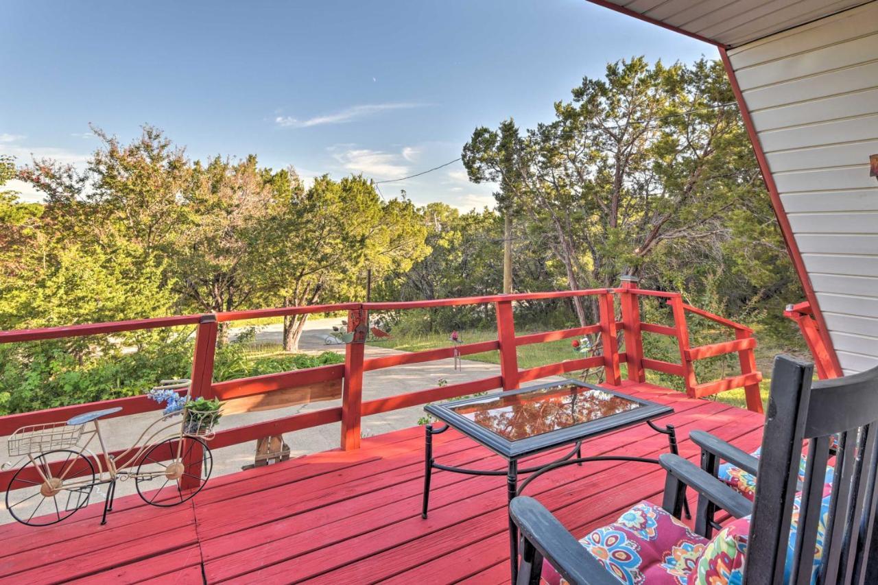 Charming Lake Creek Cabin With Pool Access And Decks Granbury Eksteriør bilde